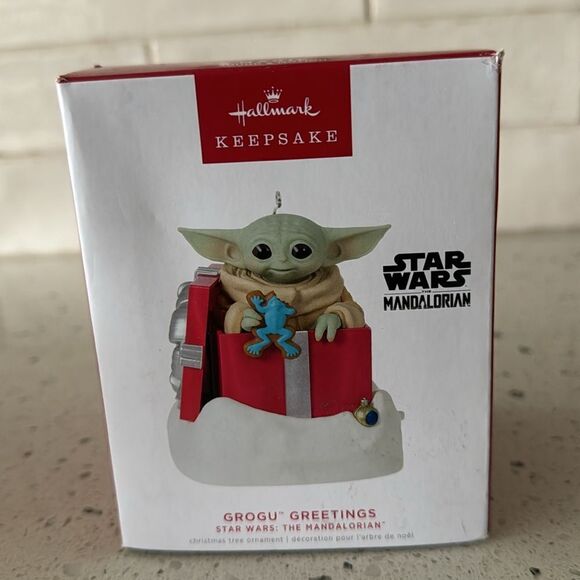 Star Wars The Mandalorian GROGU Greetings Hallmark 2022 Sound & Motion Ornament - Picture 12 of 12